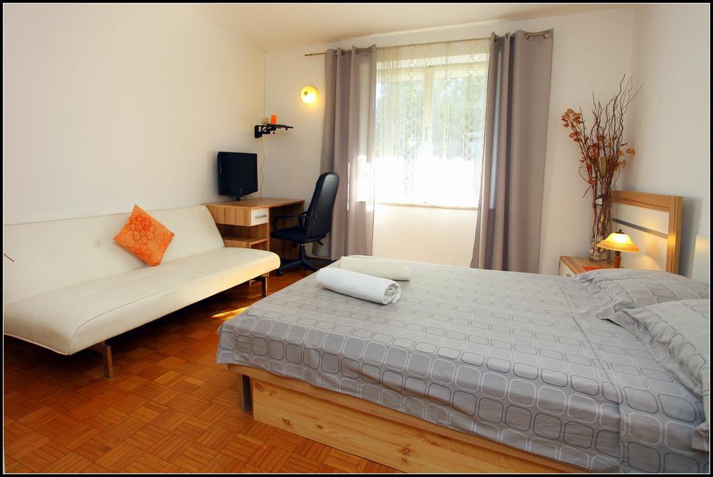 Champagne Apartments Portoroz Vp Екстер'єр фото