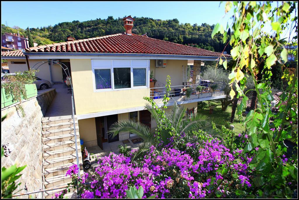 Champagne Apartments Portoroz Vp Екстер'єр фото