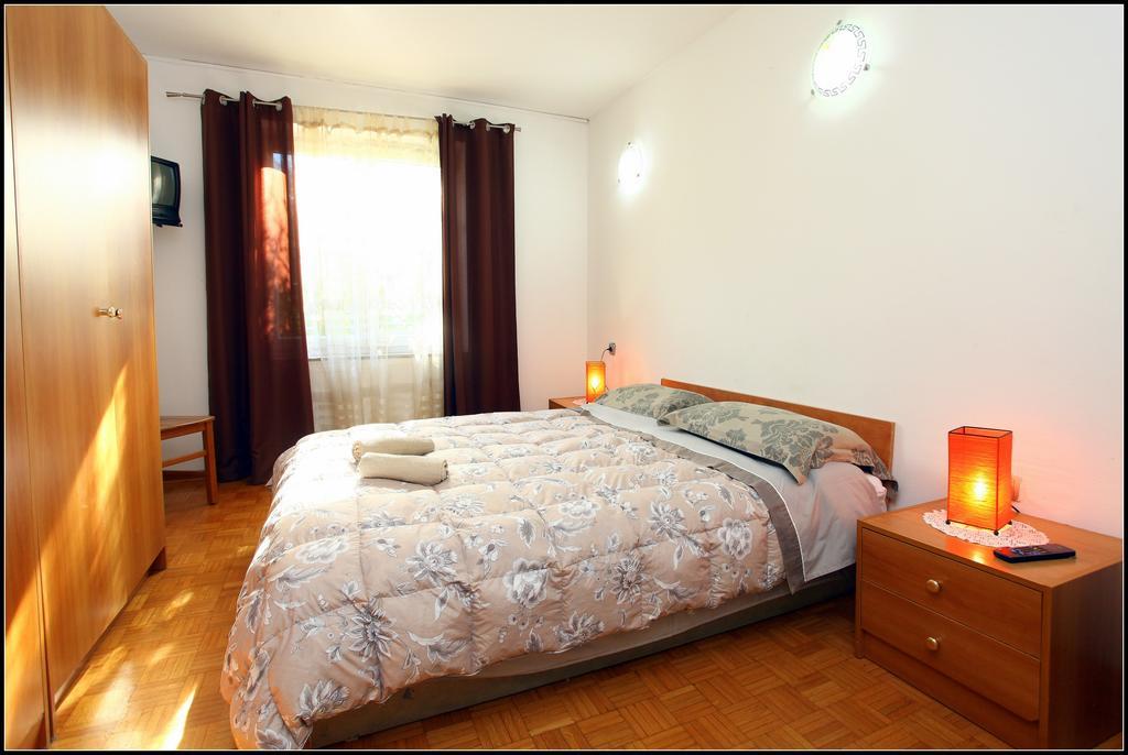 Champagne Apartments Portoroz Vp Екстер'єр фото