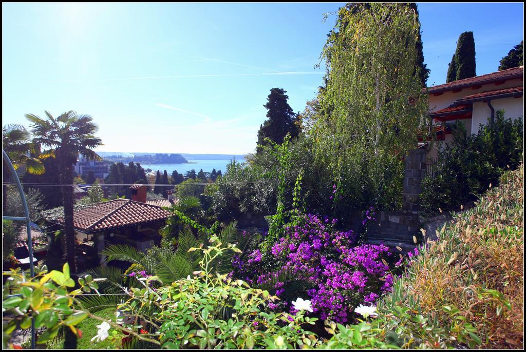 Champagne Apartments Portoroz Vp Екстер'єр фото