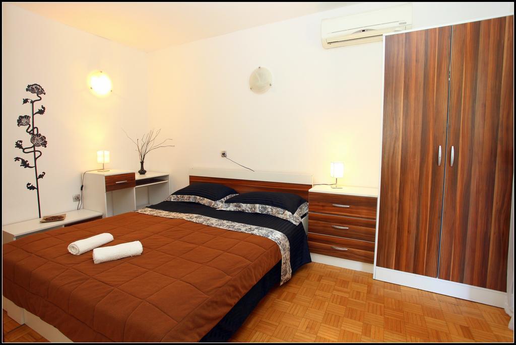Champagne Apartments Portoroz Vp Екстер'єр фото