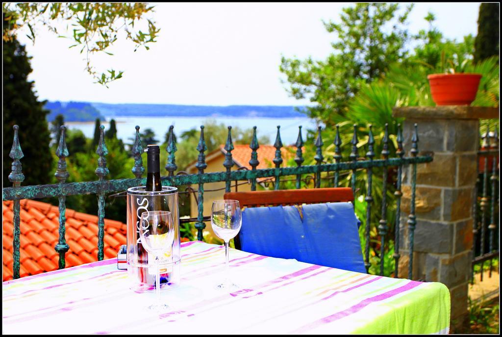 Champagne Apartments Portoroz Vp Екстер'єр фото