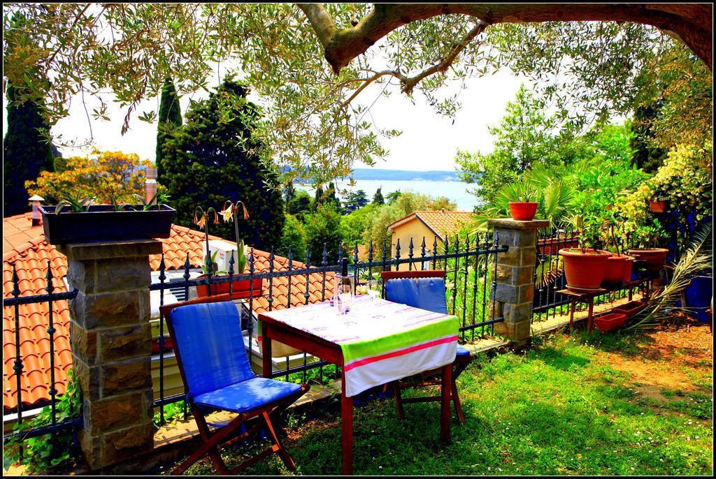 Champagne Apartments Portoroz Vp Екстер'єр фото